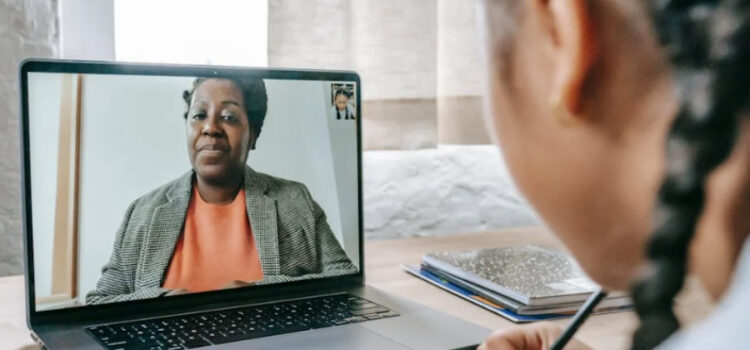 Cursos de 10 Horas Gratuito: 7 Sites para Você se Inscrever e Turbinar o Currículo